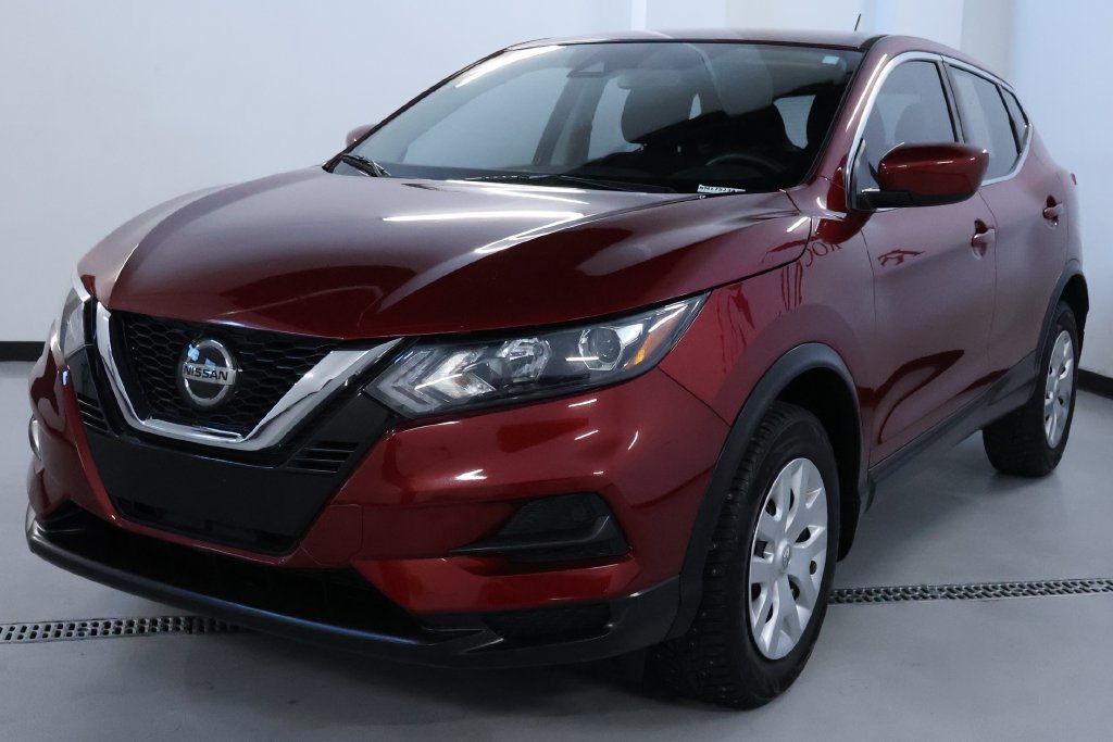 Used 2020 Nissan Rogue Sport S FWD image 3