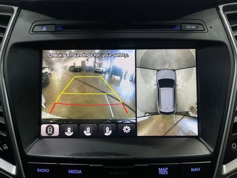 Used 2017 Hyundai Santa Fe Sport FWD image 11