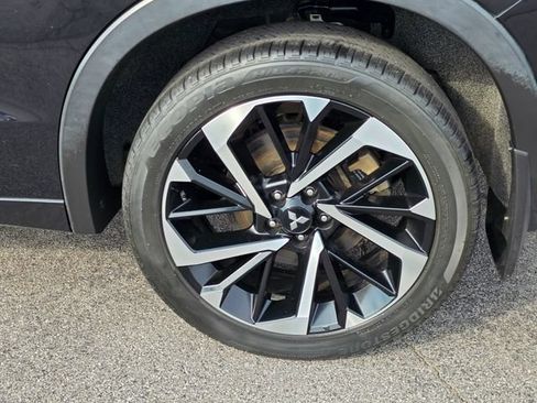 Used 2023 Mitsubishi Outlander SEL Black Edition AWD/4WD image 8