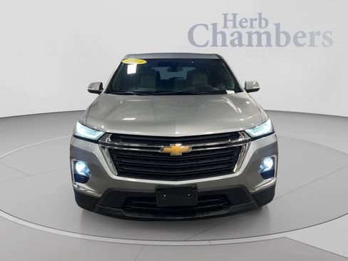 Used 2023 Chevrolet Traverse LS w/ Safety Package AWD/4WD image 2