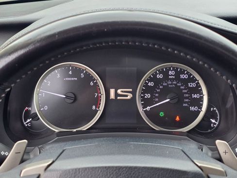 Used 2014 Lexus IS 250 w/ Navigation Package RWD image 23