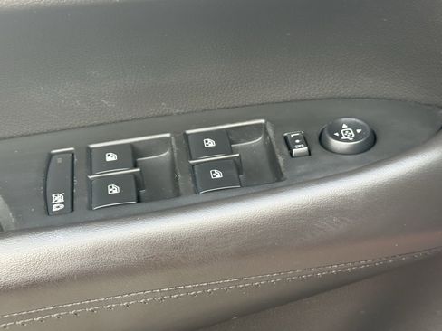 Used 2014 Cadillac ATS Luxury w/ Cold Weather Package image 26