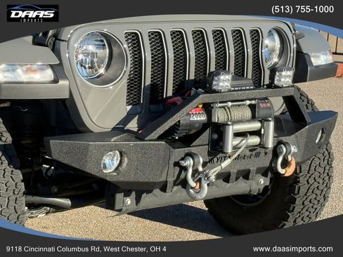 Used 2022 Jeep Wrangler Unlimited Rubicon w/ Cold Weather Group image 8