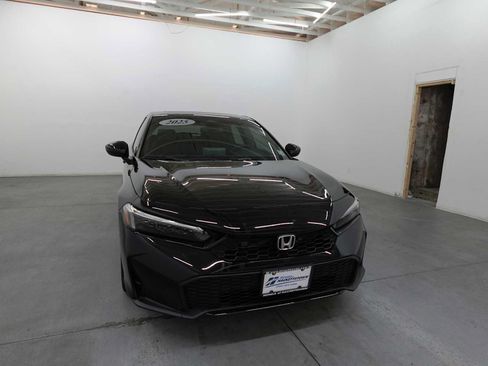 Used 2025 Honda Civic Sport image 3