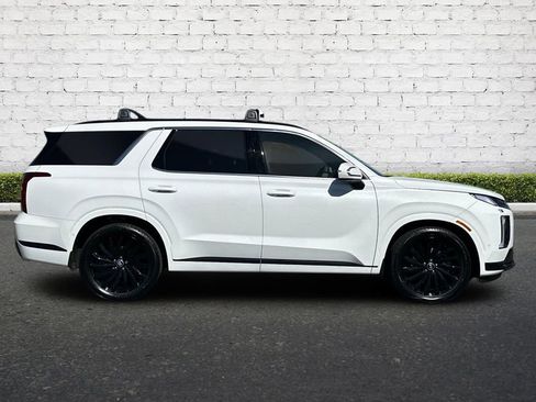 Used 2025 Hyundai Palisade Calligraphy image 3
