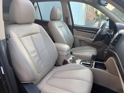 Used 2011 Hyundai Santa Fe Limited AWD/4WD image 24