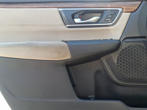 Used 2021 Honda CR-V EX image 12