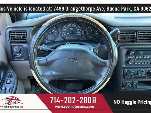 Used 2004 Chevrolet Venture LS w/ Easy Order Package image 16