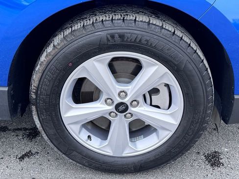 Certified 2024 Ford Edge SE image 40