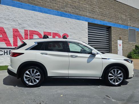 Used 2022 INFINITI QX50 Essential AWD/4WD image 8