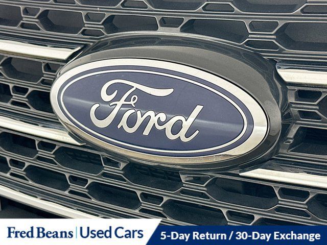 Used 2023 Ford Explorer XLT w/ Equipment Group 202A AWD/4WD image 31
