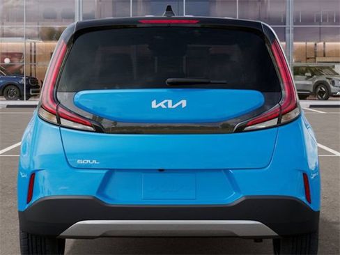 Certified 2025 Kia Soul EX FWD image 13