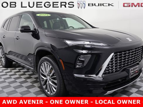 Certified 2025 Buick Enclave Avenir image 1