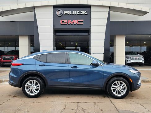 New 2026 Buick Envista Preferred w/ Convenience I Package image 3