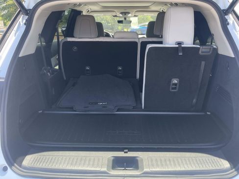 Certified 2026 INFINITI QX60 Pure w/ Cargo Package FWD image 8