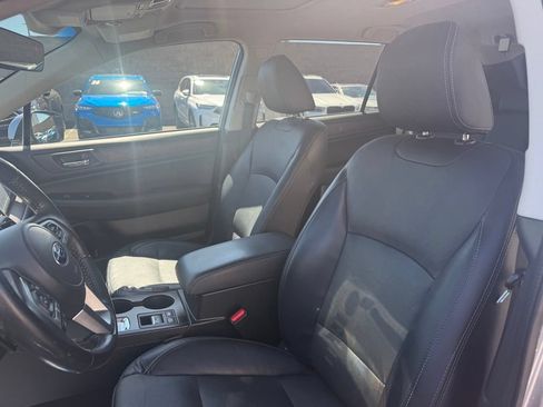 Used 2017 Subaru Outback 2.5i Limited AWD/4WD image 15
