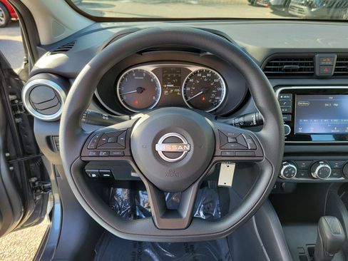 New 2025 Nissan Versa S w/ Trunk Package FWD image 22