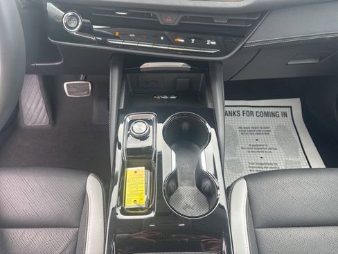 Used 2025 Buick Envision Sport Touring image 12