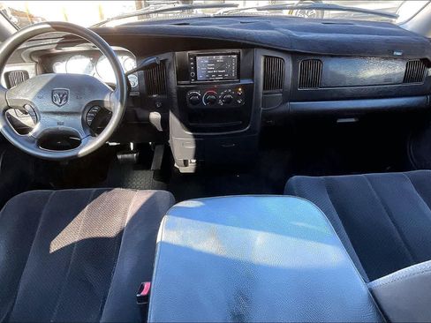 Used 2003 Dodge Ram 1500 Truck 2WD Quad Cab image 10