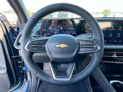 New 2026 Chevrolet Traverse LT w/ Driver Confidence Package image 7