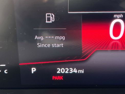 Used 2024 Volkswagen Tiguan SE R-Line image 29