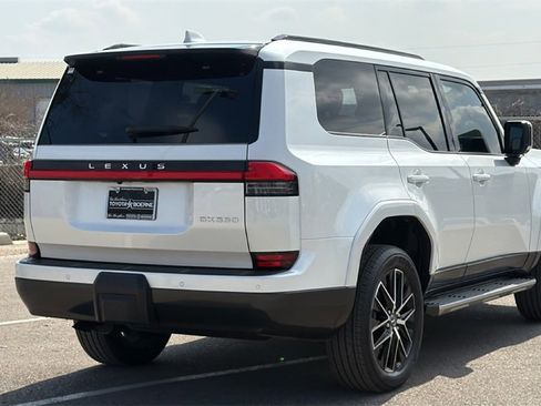 Used 2026 Lexus GX 550 w/ Cold Area Package image 6