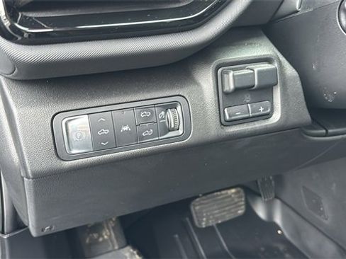 Used 2024 Chevrolet Silverado EV RST image 16