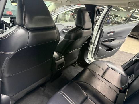 Used 2020 Toyota Corolla XLE w/ Carpet Mat Package (TMS) FWD image 36
