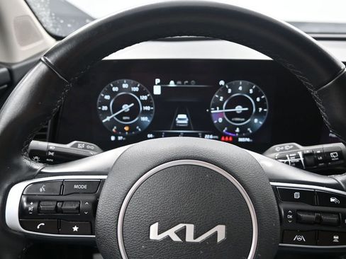Used 2023 Kia Sportage SX FWD image 16