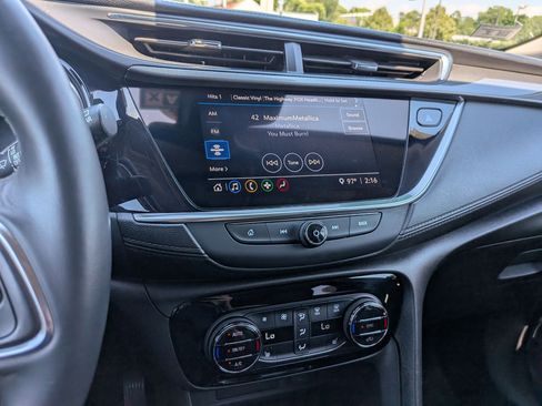 Used 2022 Buick Encore GX Select w/ Experience Buick Package AWD/4WD image 12