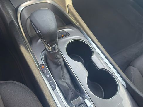 Used 2024 Chevrolet Malibu LT image 21