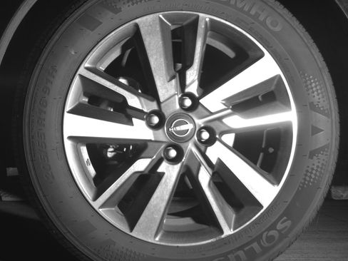 Used 2025 Nissan Versa SV image 12