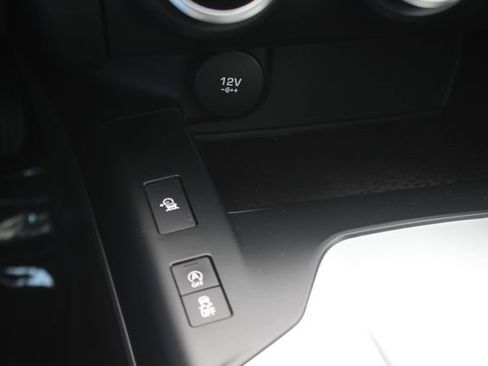 Used 2020 Jaguar E-PACE SE AWD/4WD image 8