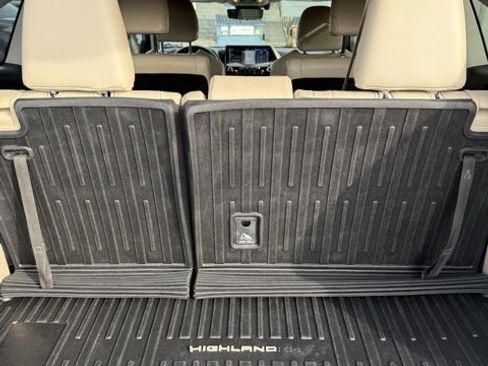 Certified 2021 Toyota Highlander Platinum image 11