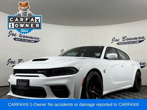 Used 2022 Dodge Charger SRT Hellcat w/ Navigation & Travel Group RWD image 2
