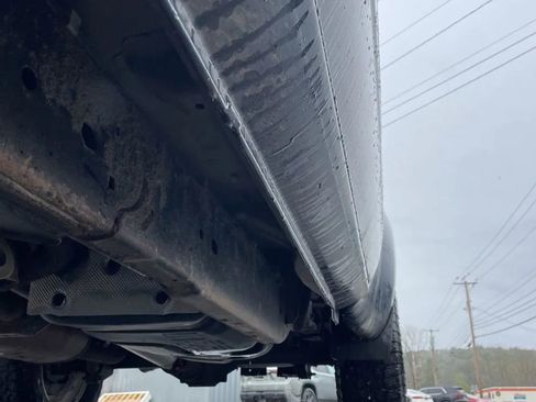 Used 2018 Nissan Frontier SV AWD/4WD image 33