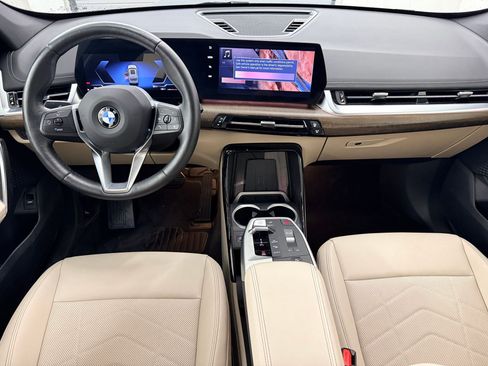 Used 2025 BMW X1 xDrive28i w/ Convenience Package AWD/4WD image 15