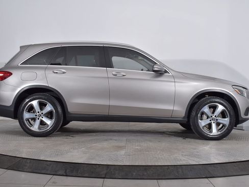 Used 2019 Mercedes-Benz GLC 300 4MATIC image 8