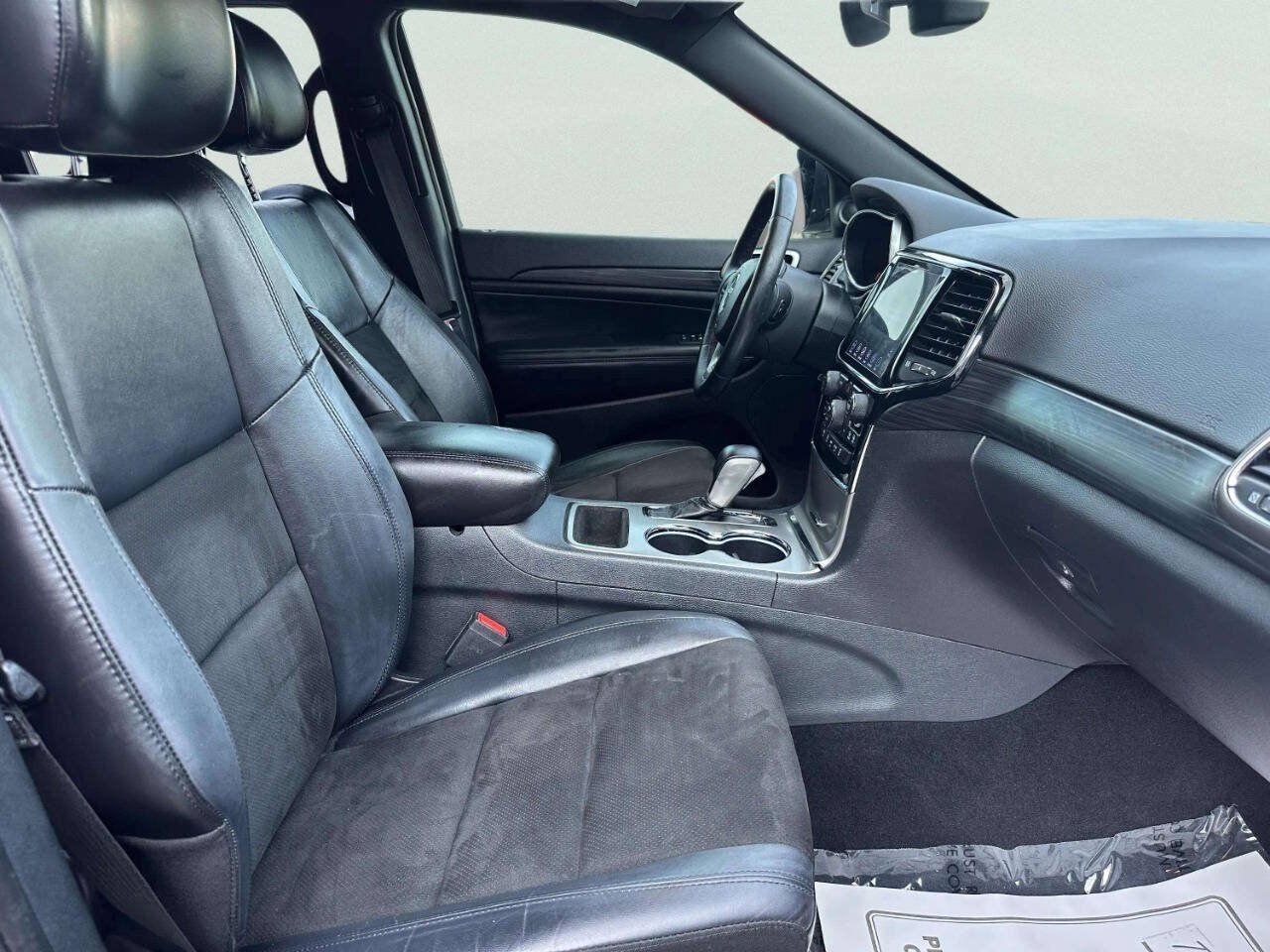Used 2019 Jeep Grand Cherokee Altitude RWD image 22