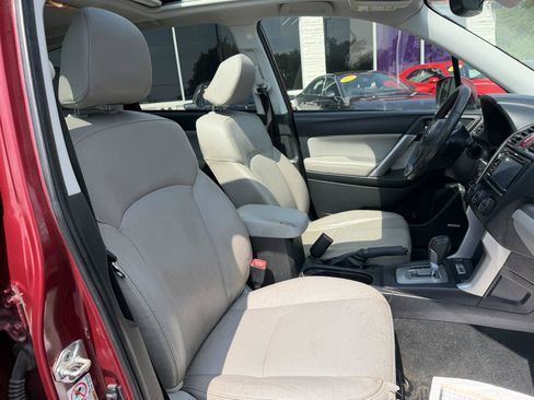 Used 2015 Subaru Forester 2.5i Limited AWD/4WD image 15