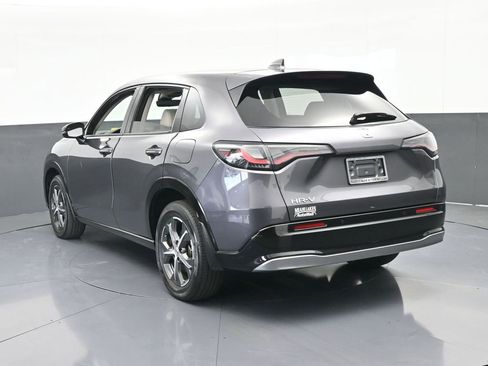 Used 2023 Honda HR-V EX-L image 4