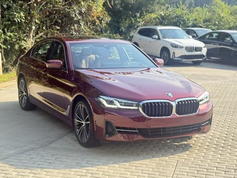 Used 2023 BMW 540i w/ Premium Package RWD image 6