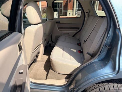 Used 2011 Ford Escape XLT FWD image 17