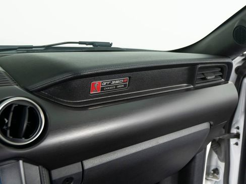 Used 2017 Ford Mustang Shelby GT350R w/ GT350R Equipment Group 920A image 26