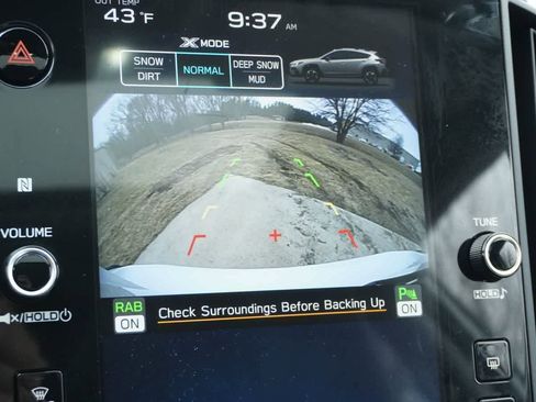 Used 2024 Subaru Crosstrek 2.5i Limited w/ Crosstrek Mirror Package image 31