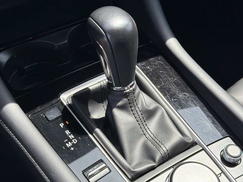 Certified 2025 MAZDA MAZDA3 s Sport FWD image 11