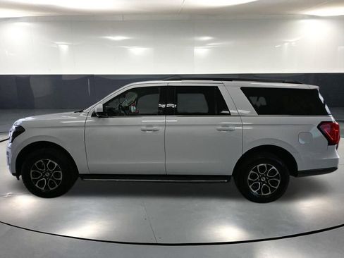 Used 2022 Ford Expedition Max XLT AWD/4WD image 11