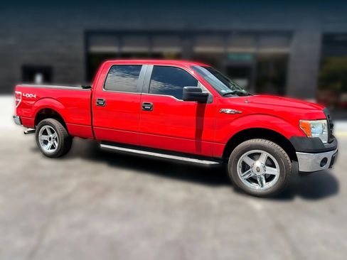 Used 2014 Ford F150 XL w/ Equipment Group 101A Mid AWD/4WD image 7