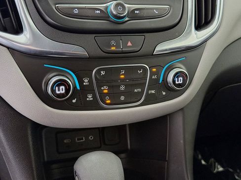 Used 2023 Chevrolet Equinox LT w/ Driver Convenience Package AWD/4WD image 18