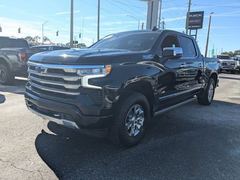 Used 2022 Chevrolet Silverado 1500 High Country w/ High Country Premium Package image 9